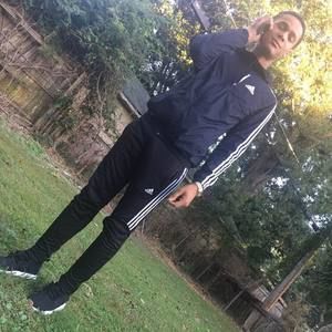 Meet your Posher, Cameron